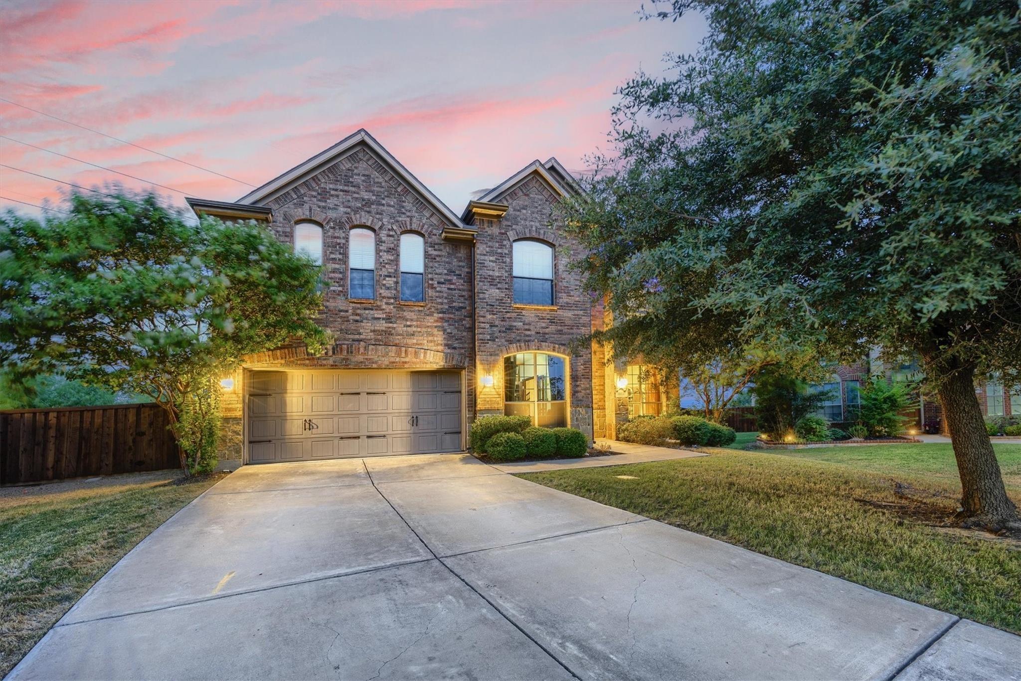 Brighton St, Roanoke, TX 76262