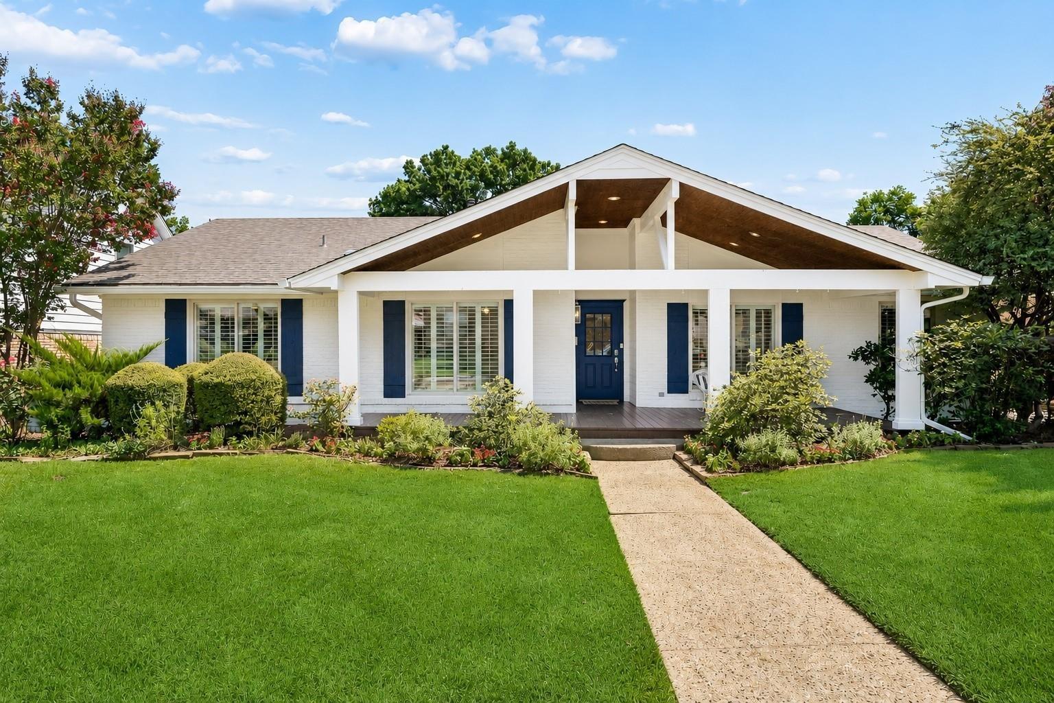 Vistadale Dr, Dallas, TX 75238