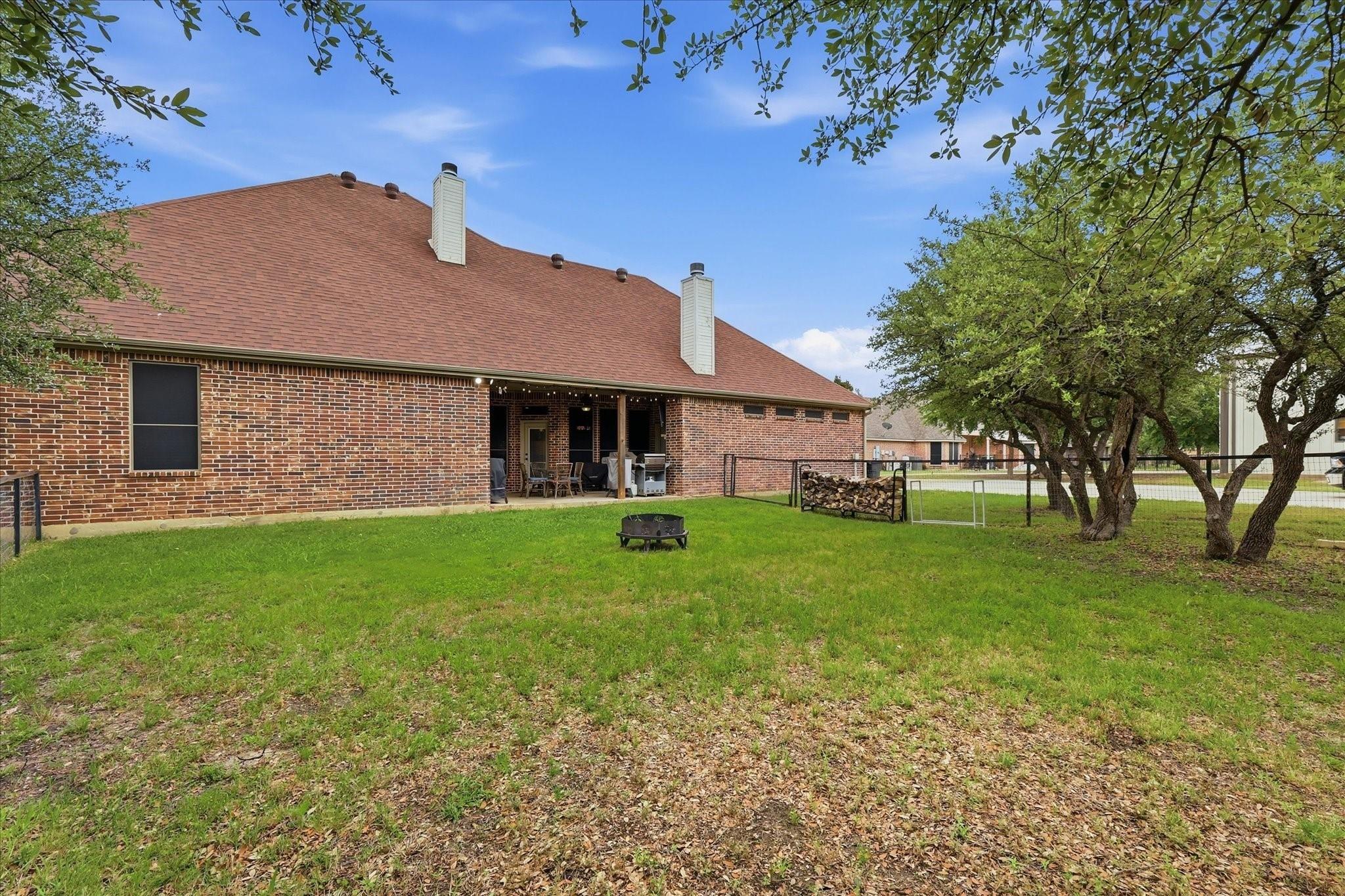 Blacktail Ln, Azle, TX 76020