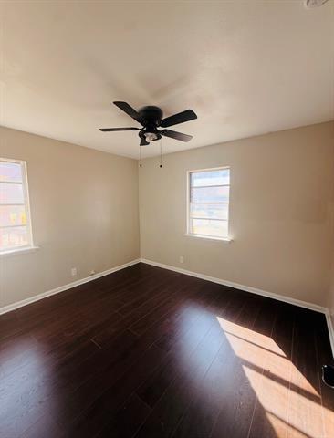 Betty Ln, Hurst, TX 76053