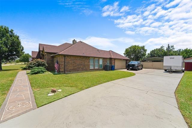 Kings Creek Dr, Terrell, TX 75161
