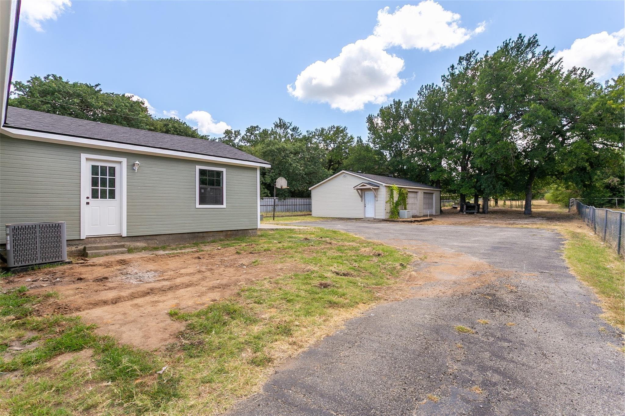 S Reno Rd, Springtown, TX 76082