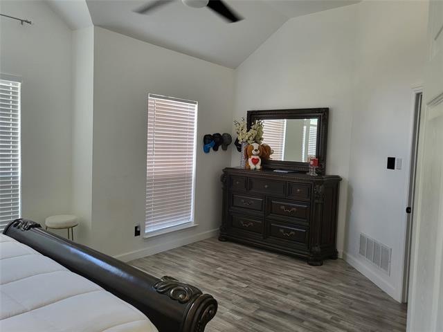 Raven Meadow Dr, Arlington, TX 76002