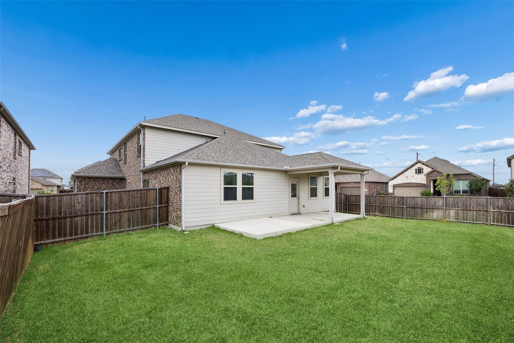 Tomahawk Trl, Aubrey, TX 76227