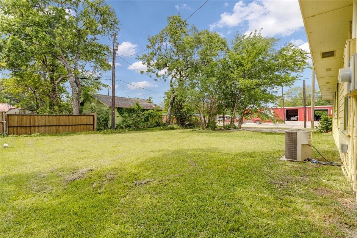 Victory St, Bonham, TX 75418