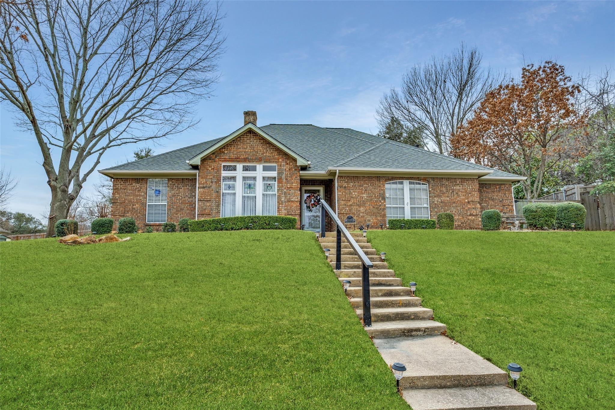 Meadowview Ct, Garland, TX 75043