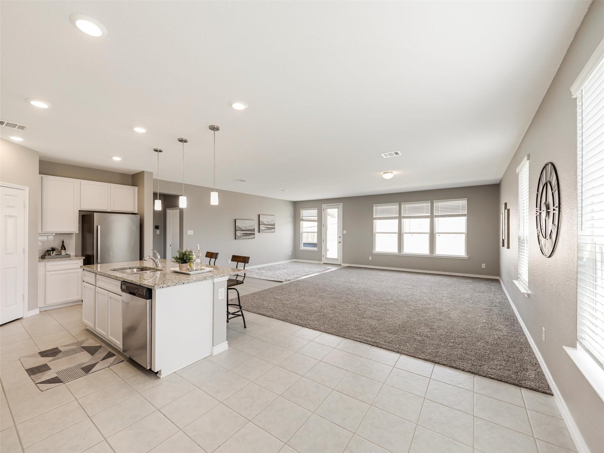 Wheeler Ave, Aubrey, TX 76227