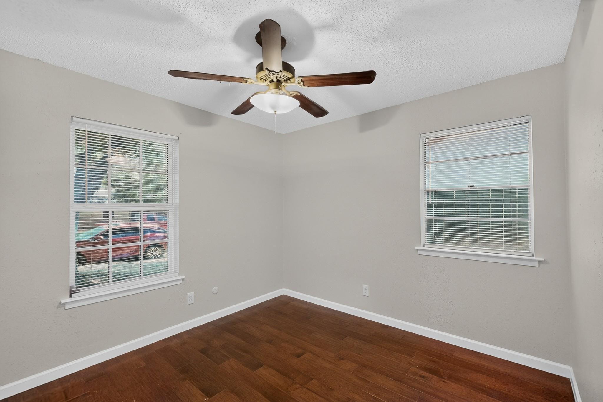 Lakeshore Dr, Grand Prairie, TX 75051
