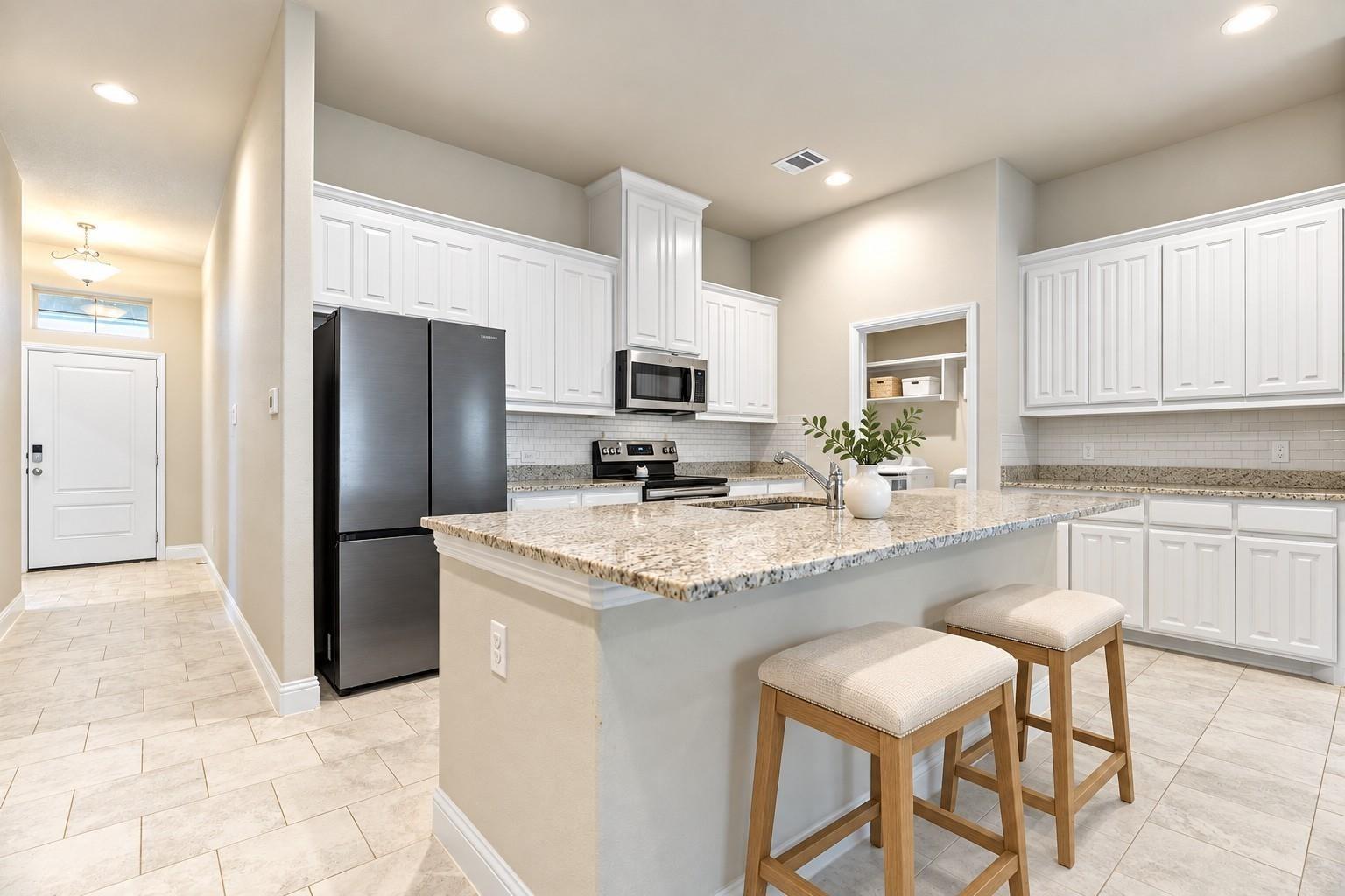 Hubbard St, Hillsboro, TX 76645