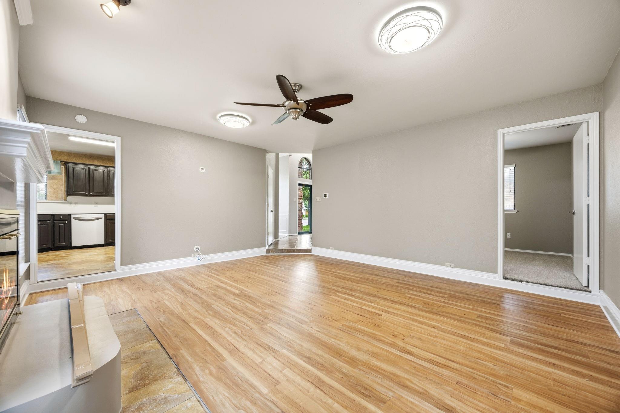Arbor Creek Dr, Carrollton, TX 75010