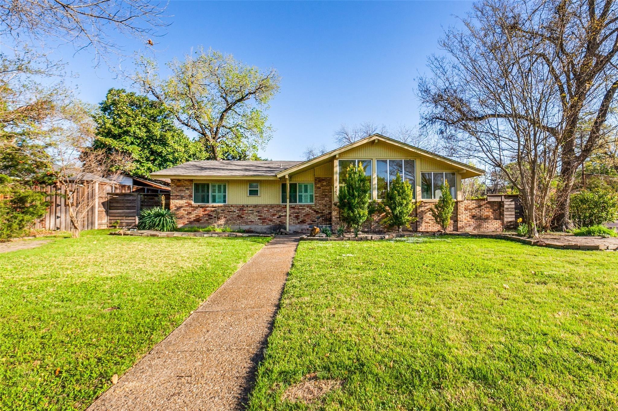 Shoreview Rd, Dallas, TX 75238