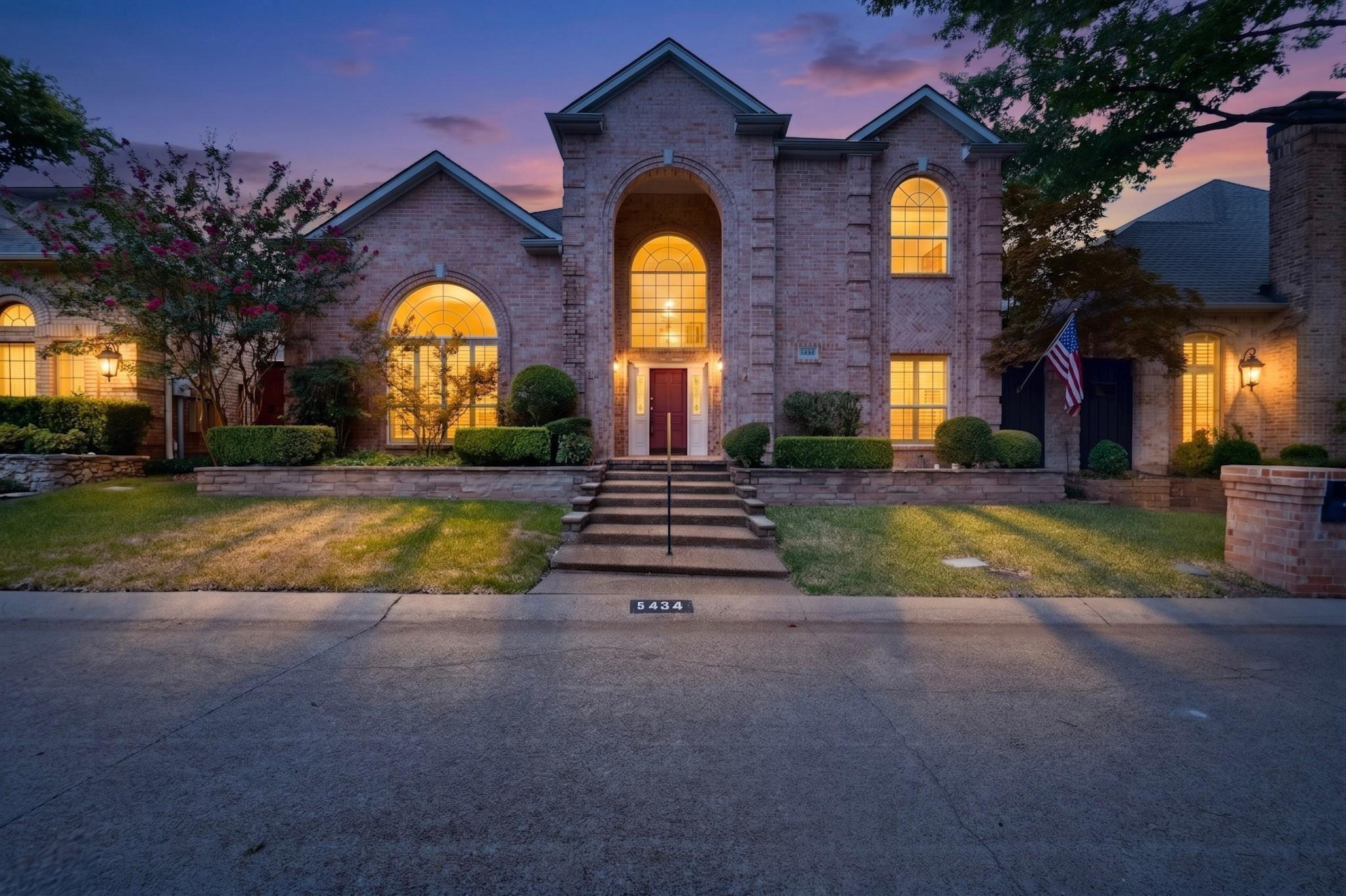 Preston Fairways Cir, Dallas, TX 75252