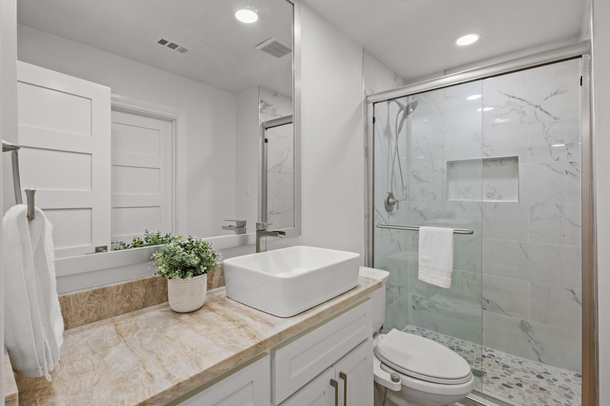 Hillfawn Cir, Dallas, TX 75248