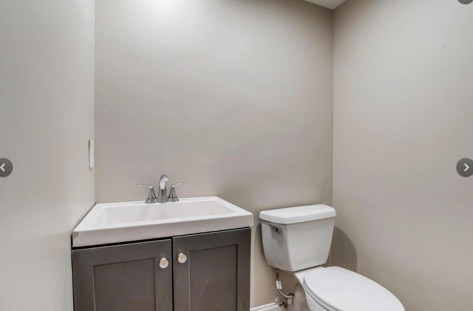 Kit Ln, Dallas, TX 75240