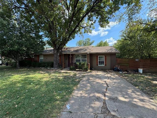 Ridgeview St, Mesquite, TX 75149