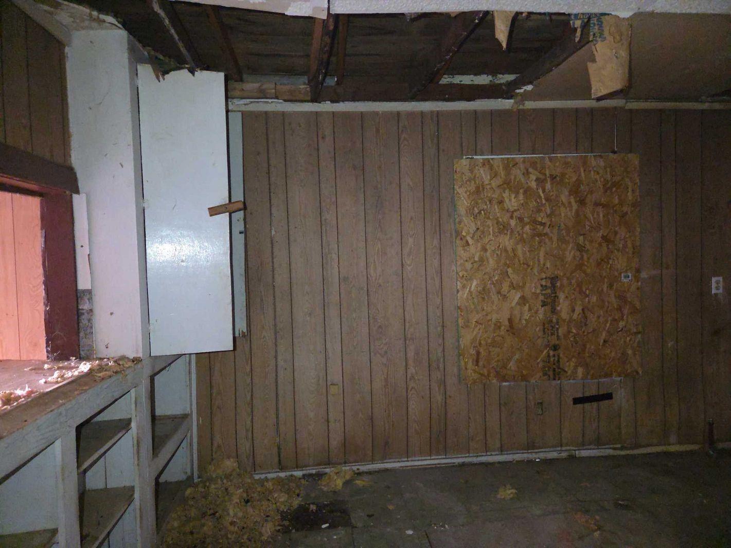 S Pecos St, Coleman, TX 76834