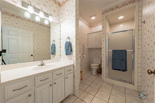 Van Winkle Cir, Athens, TX 75751