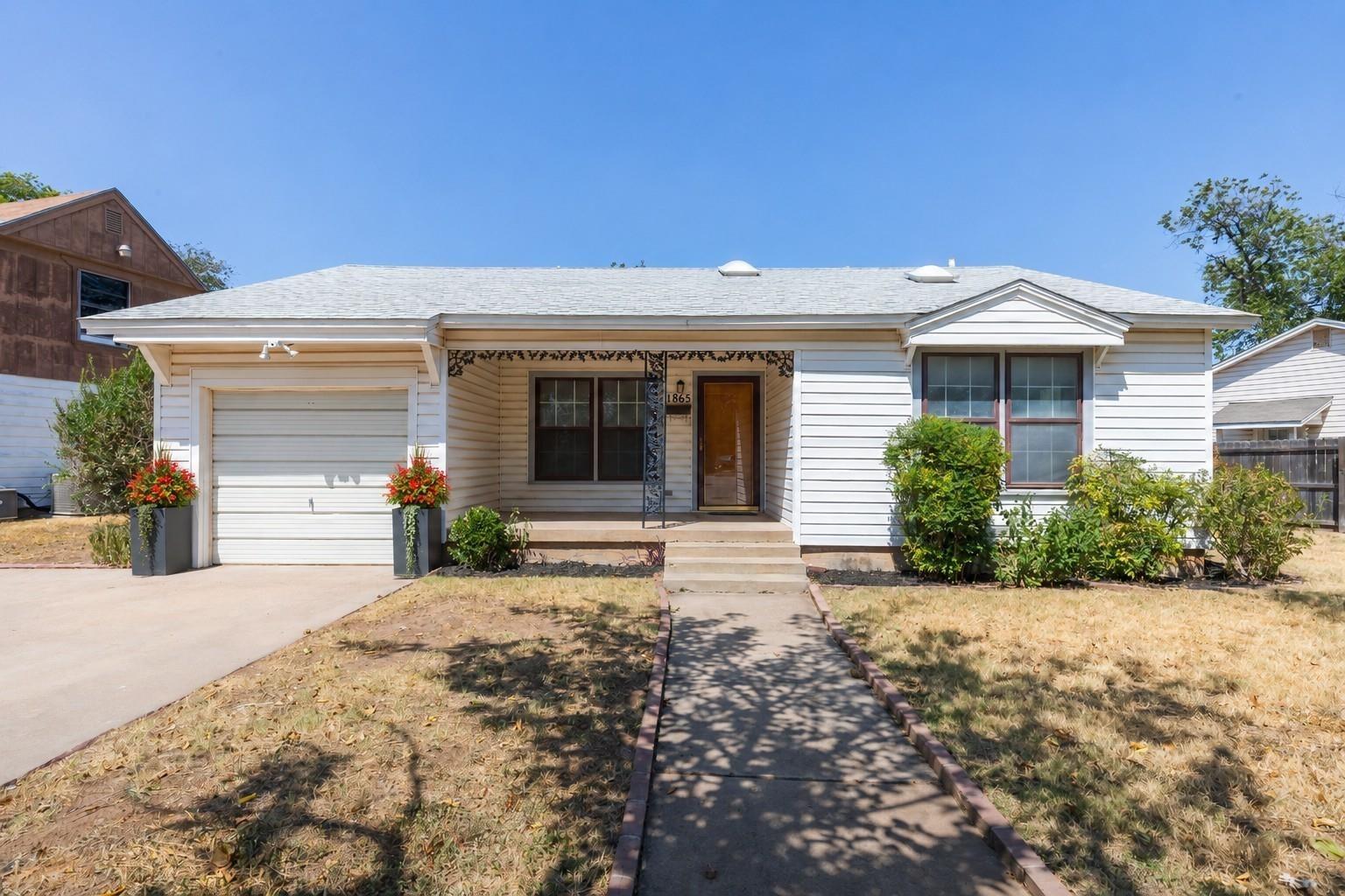Jackson St, Abilene, TX 79602