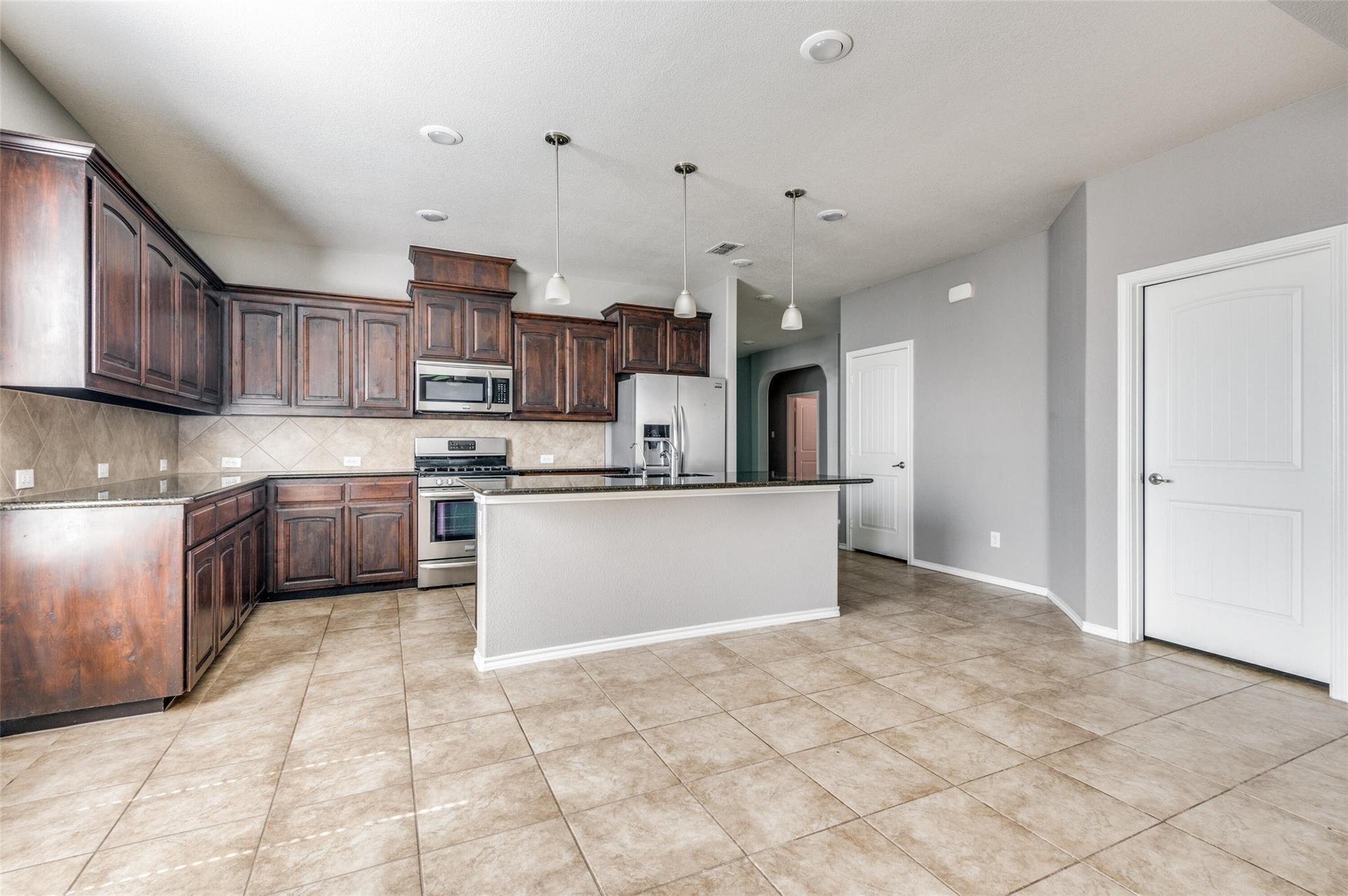 Kachina Lodge Rd, Fort Worth, TX 76131