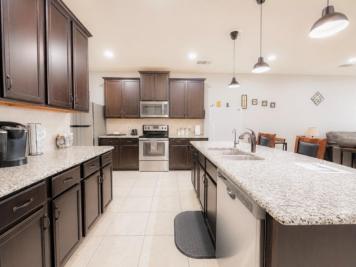 Milas Ln, Glenn Heights, TX 75154