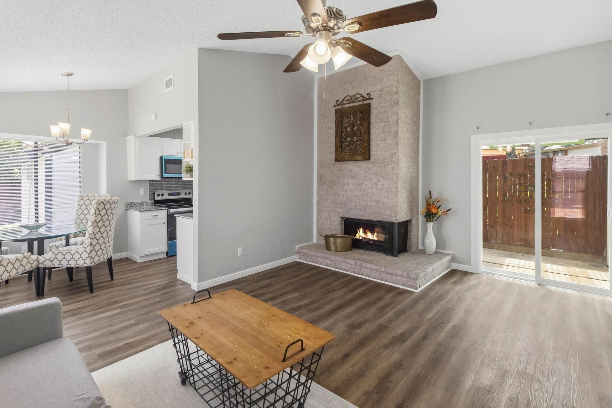 Sherwood Pl, Carrollton, TX 75006