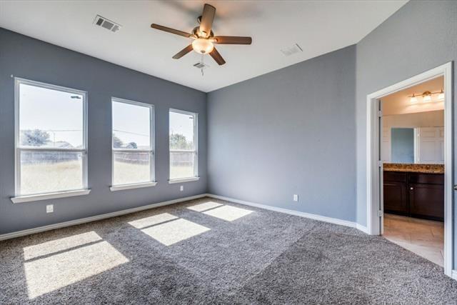 Eastcrest Ct, Fort Worth, TX 76105