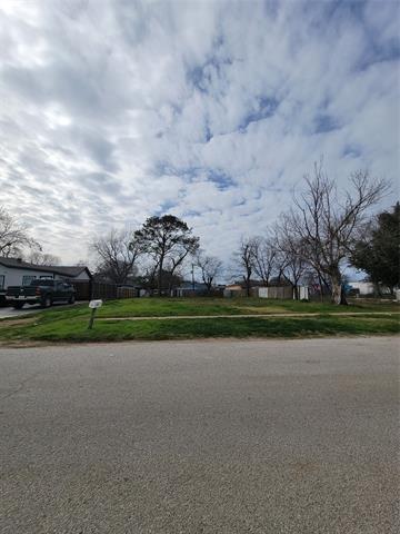 Broadmoor Ave, Arlington, TX 76010