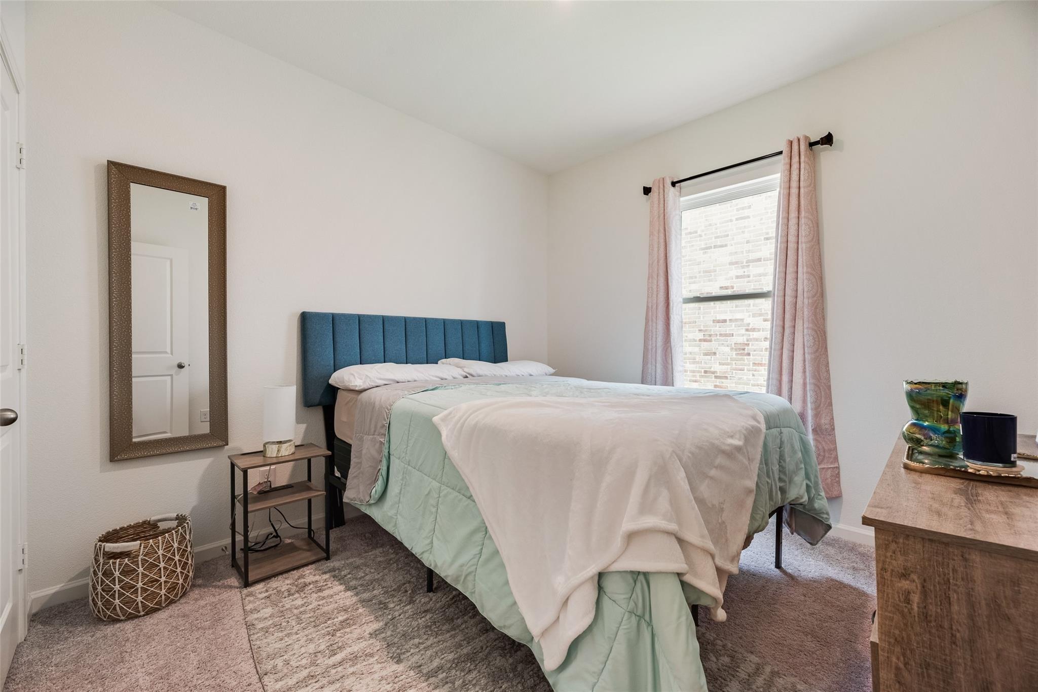 Burnfoot Ln, Crowley, TX 76036