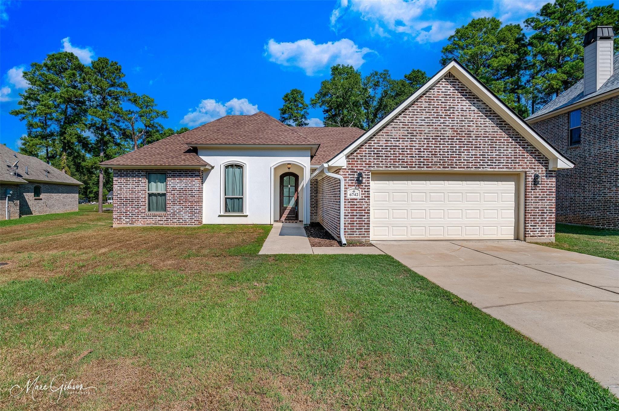 Oasis Dr, Shreveport, LA 71107