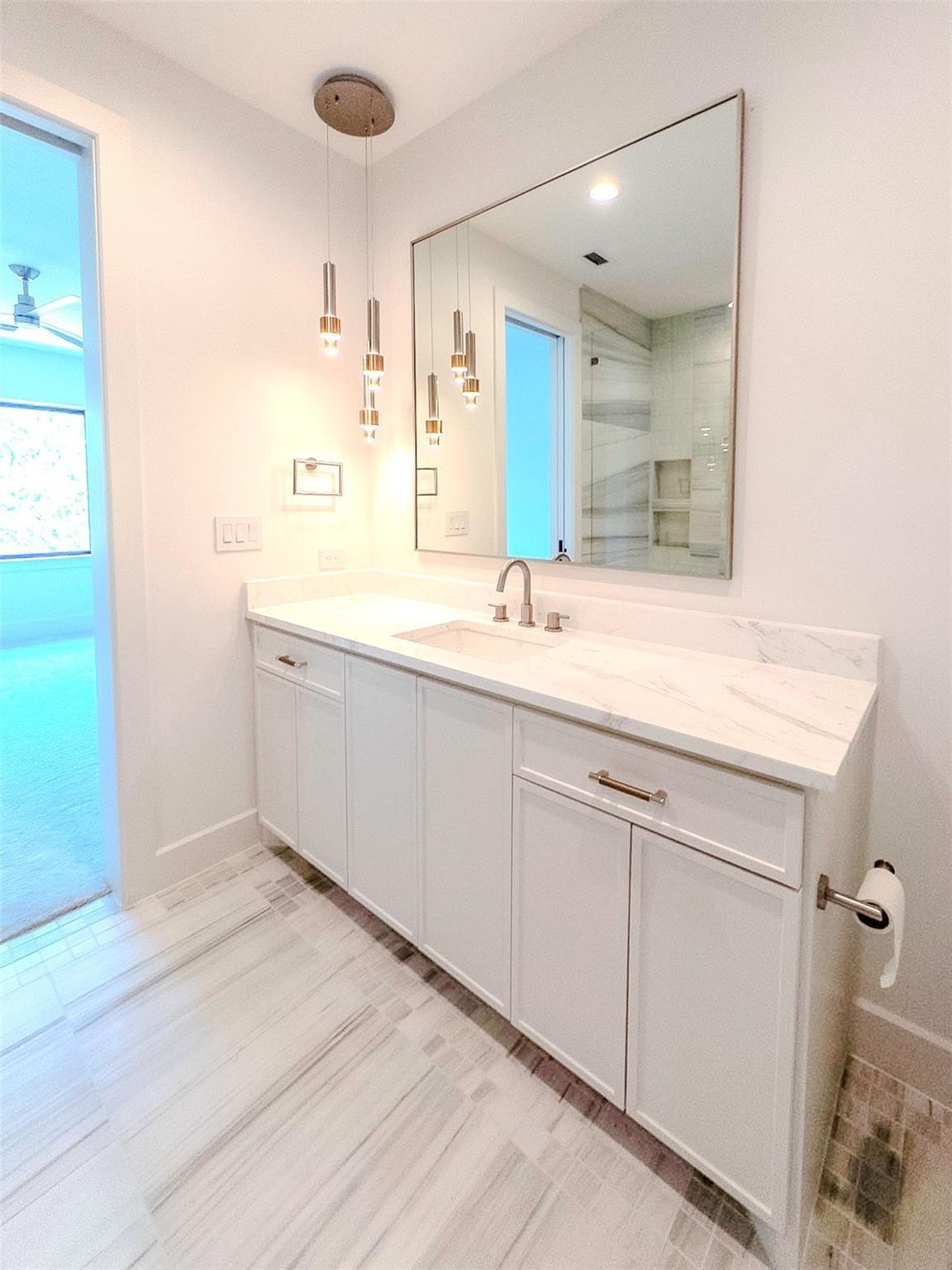Lenel Pl, Dallas, TX 75220
