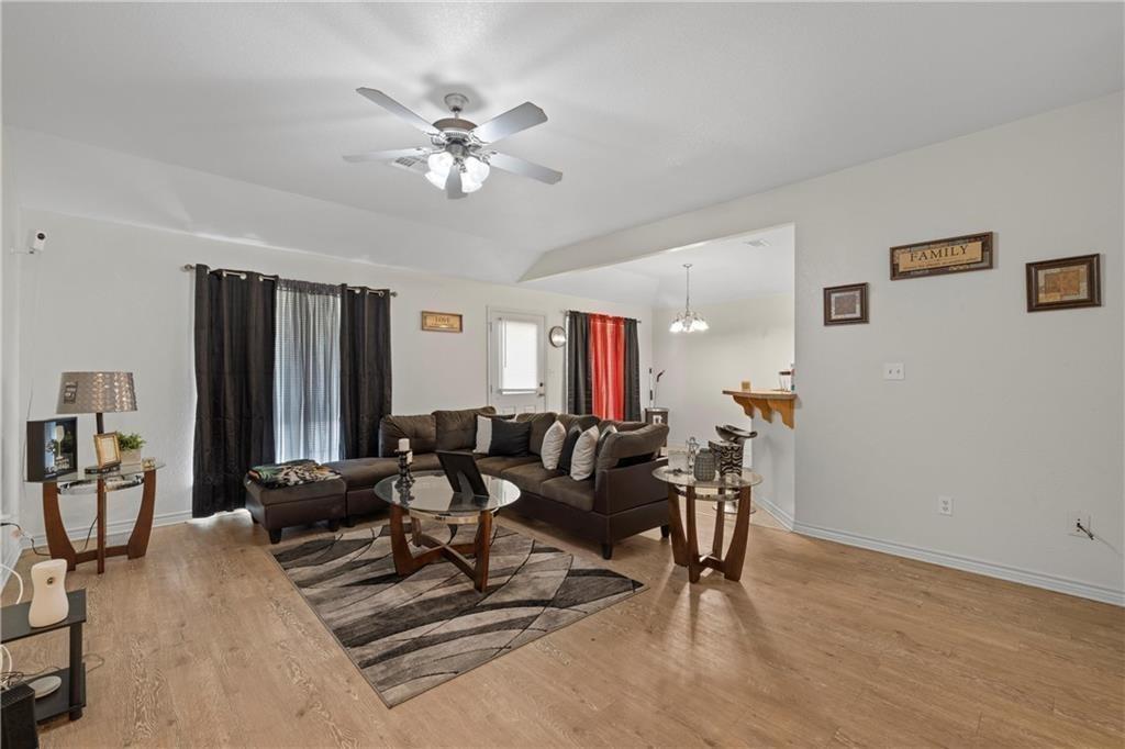 N Lacy Dr, Waco, TX 76705