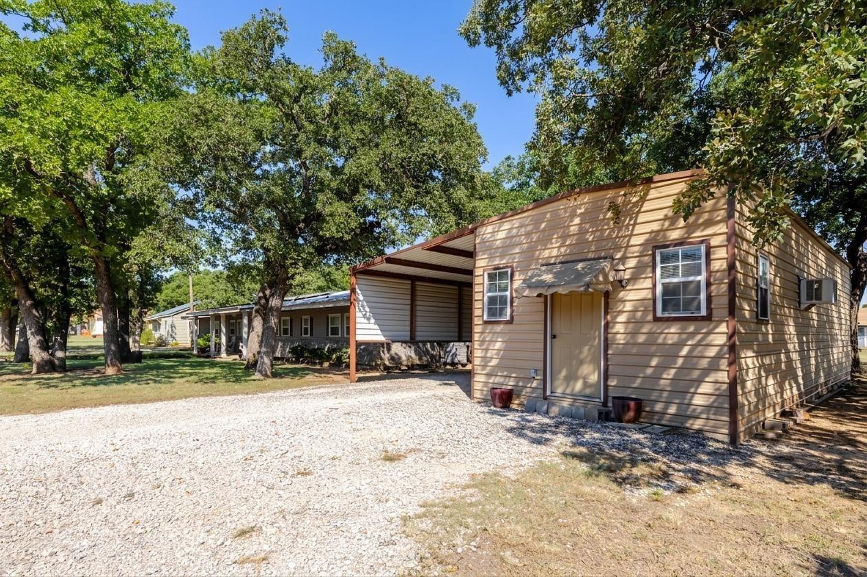 W 14th St, Cisco, TX 76437