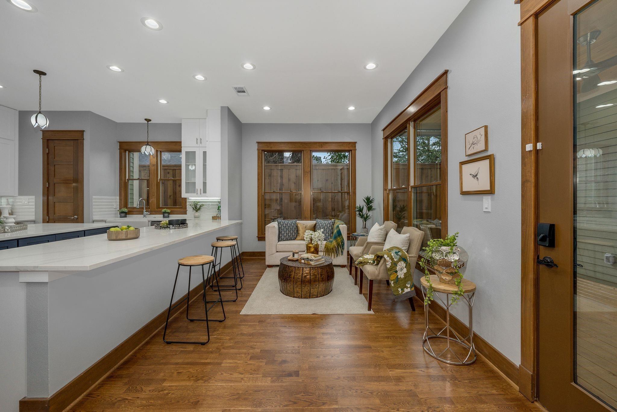 Velasco Ave, Dallas, TX 75206