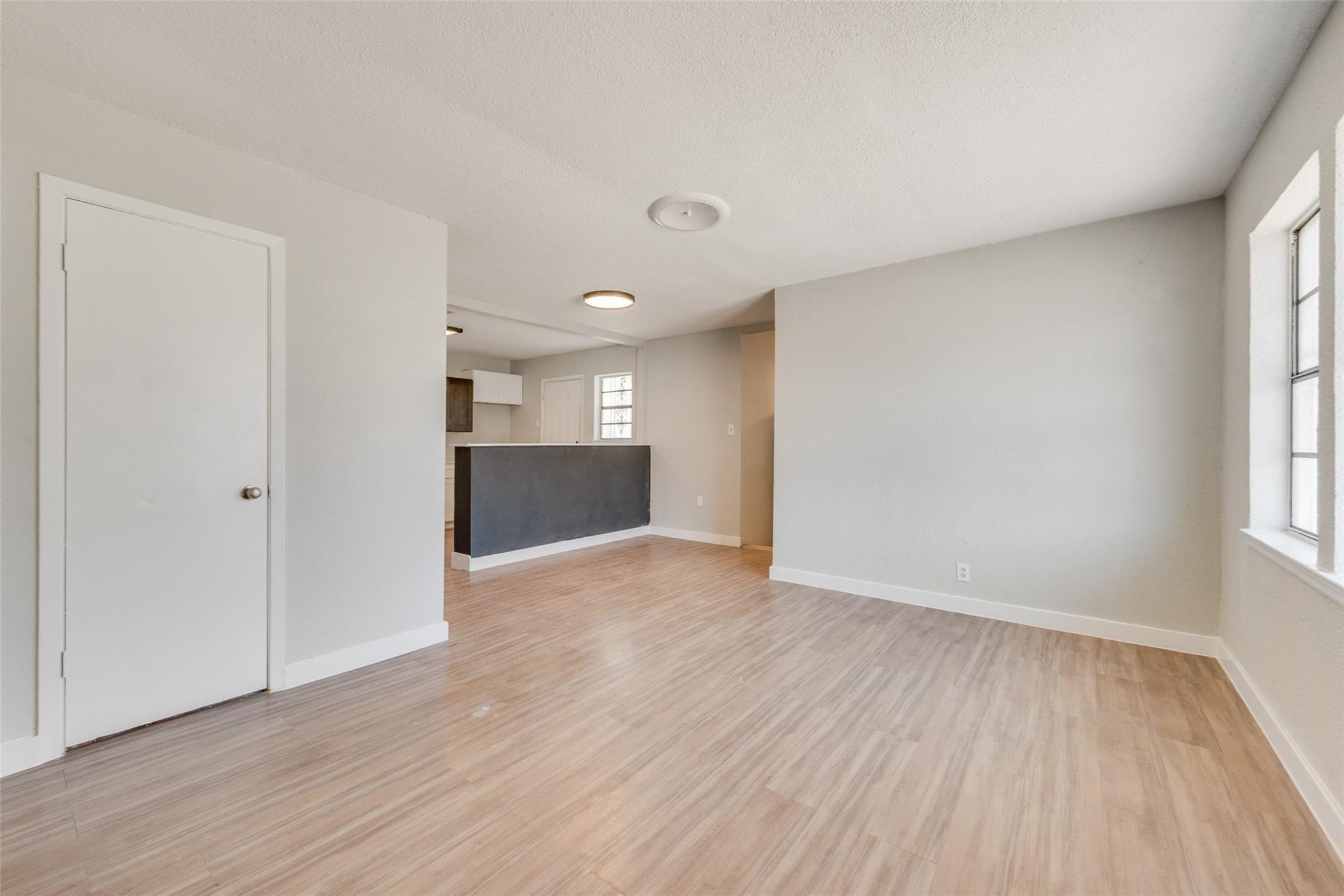 Hatcher St, Fort Worth, TX 76119