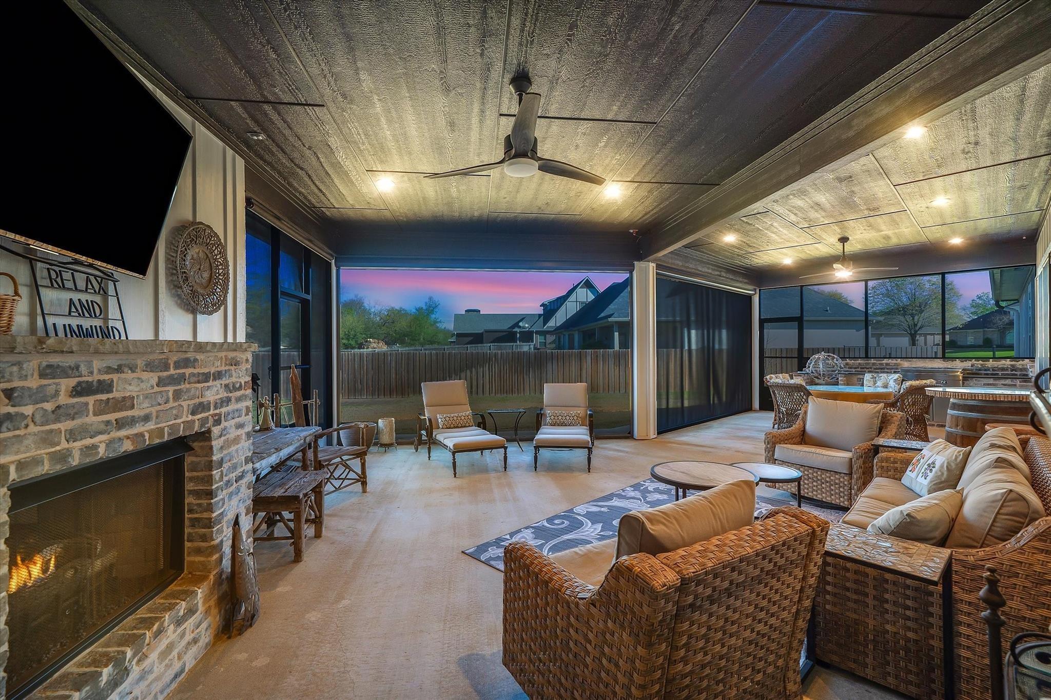 Winged Foot Dr, Lindale, TX 75771
