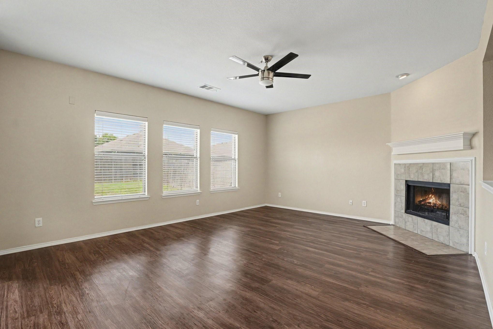 Prairie View Dr, Princeton, TX 75407