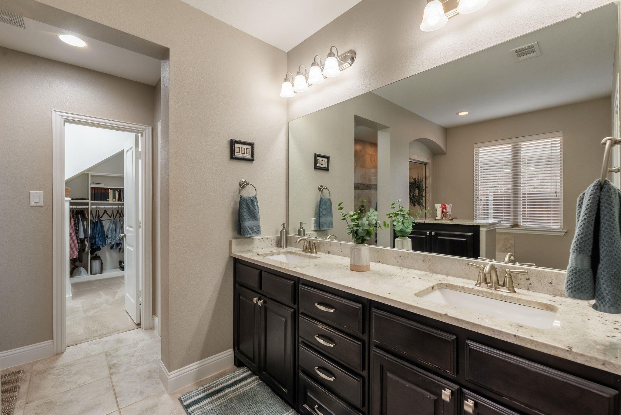 Twining Branch Cir, Haslet, TX 76052