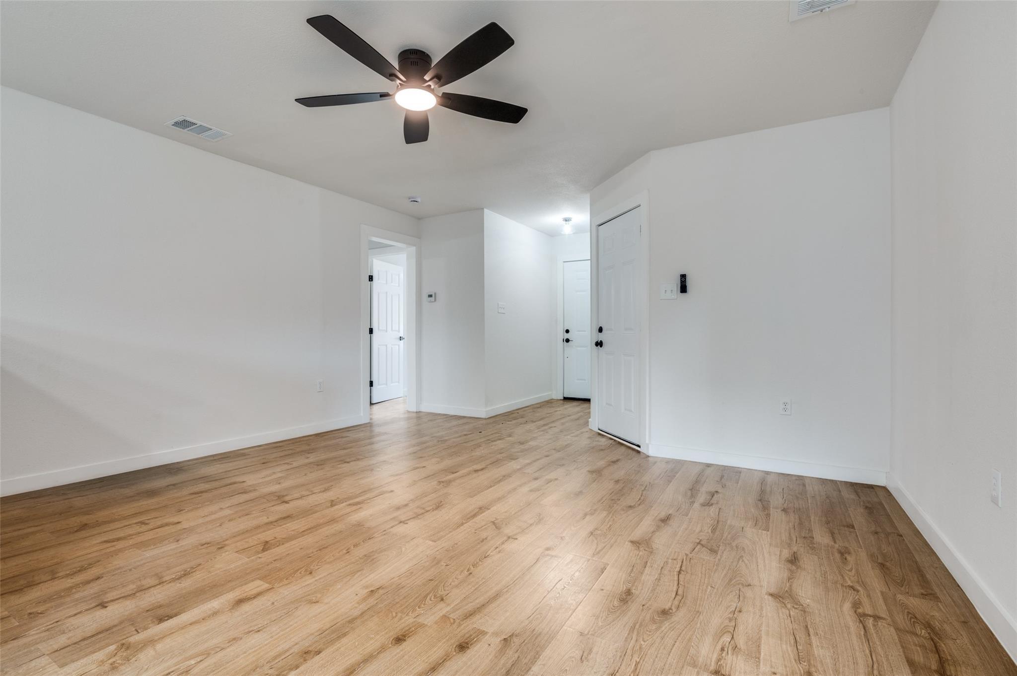 Easter Ave, Dallas, TX 75216