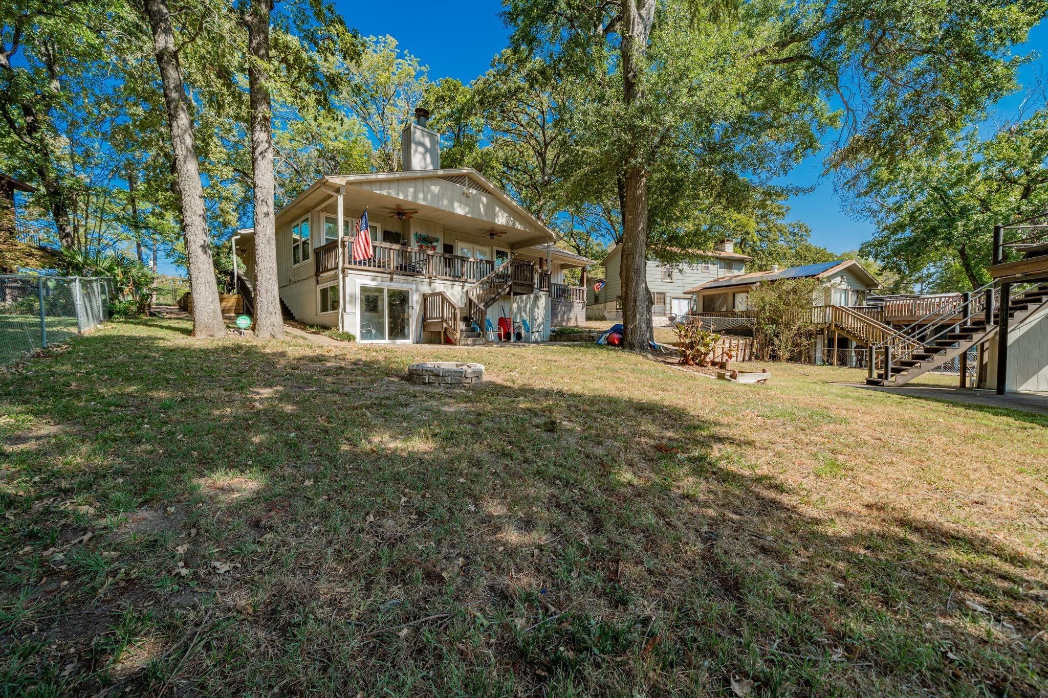 Harbor Dr, Gun Barrel City, TX 75156
