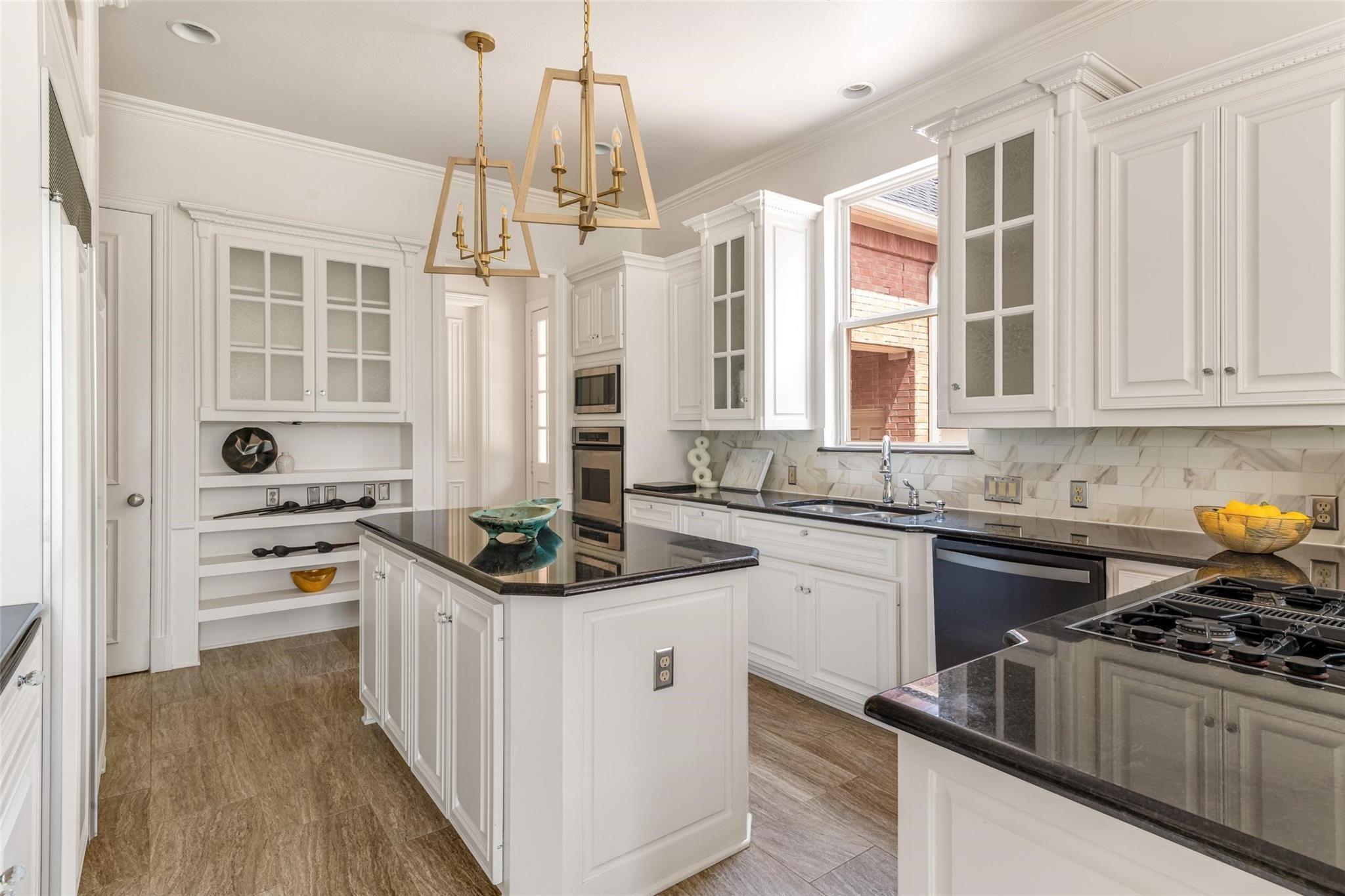 Betty Jane Ln, Dallas, TX 75229