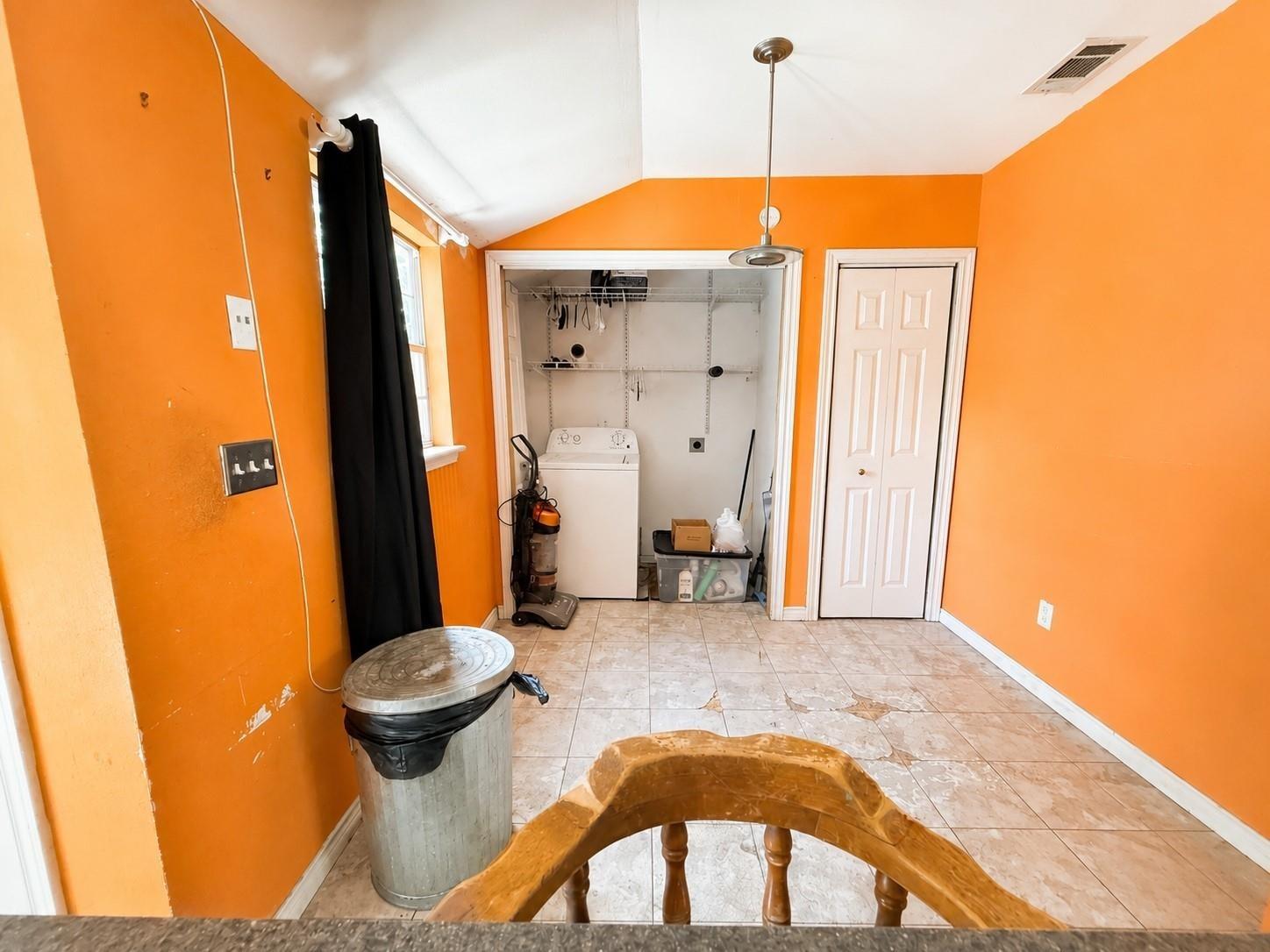 Llano Ave, Fort Worth, TX 76116