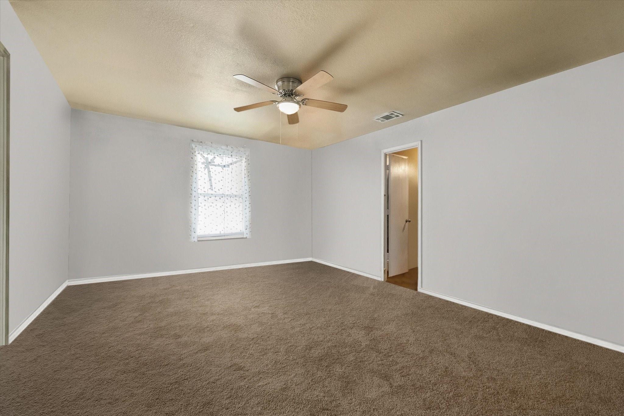 Ronay Dr, Fort Worth, TX 76140