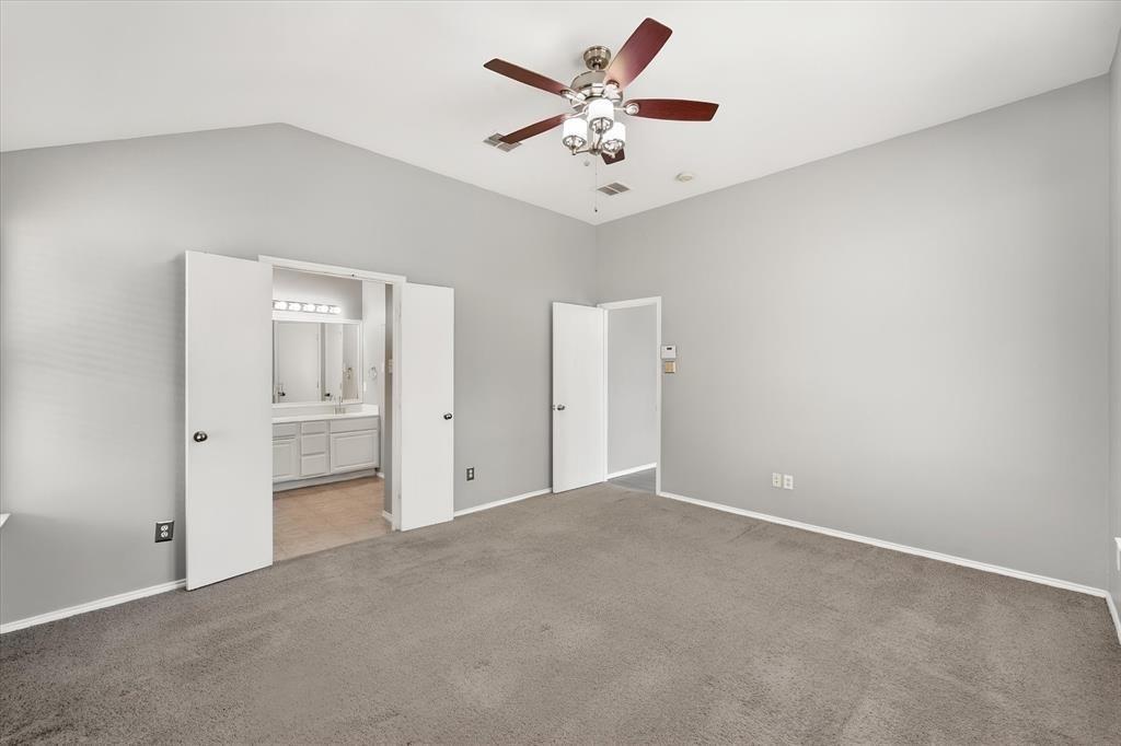 Ammonite Ct, Arlington, TX 76002