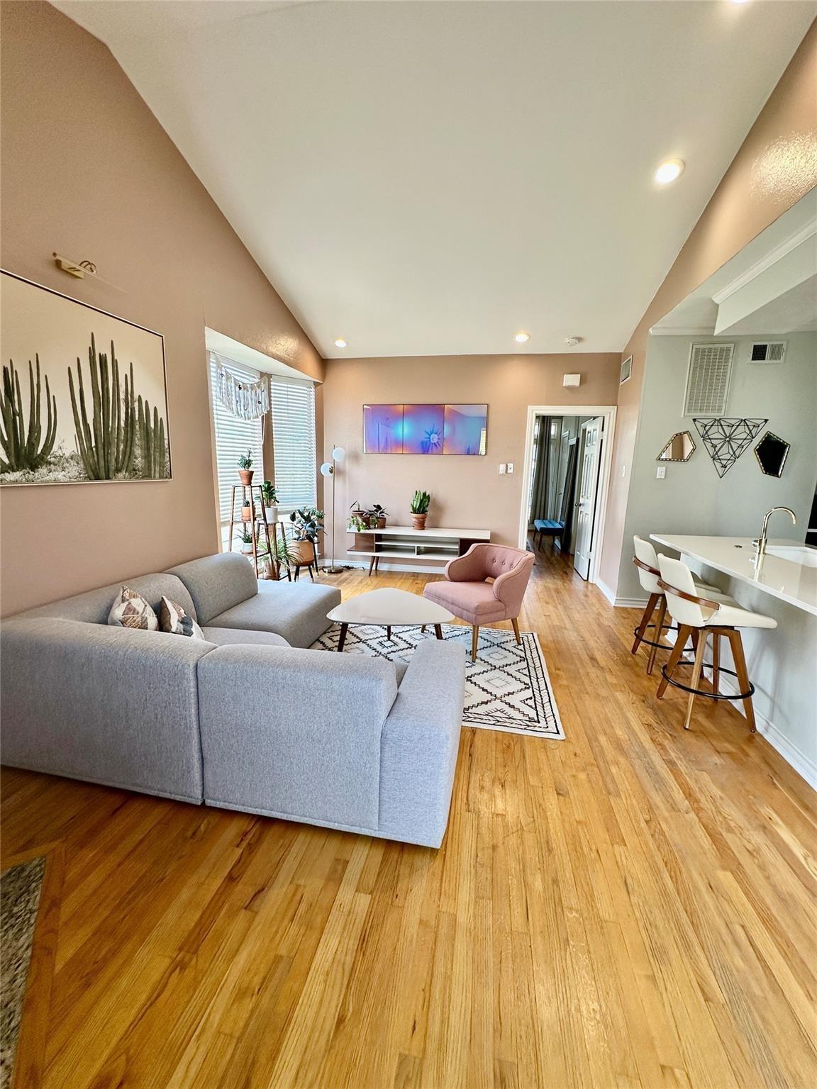 Richmond Ave, Dallas, TX 75214
