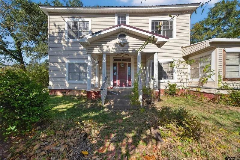 W Duval St, Troup, TX 75789