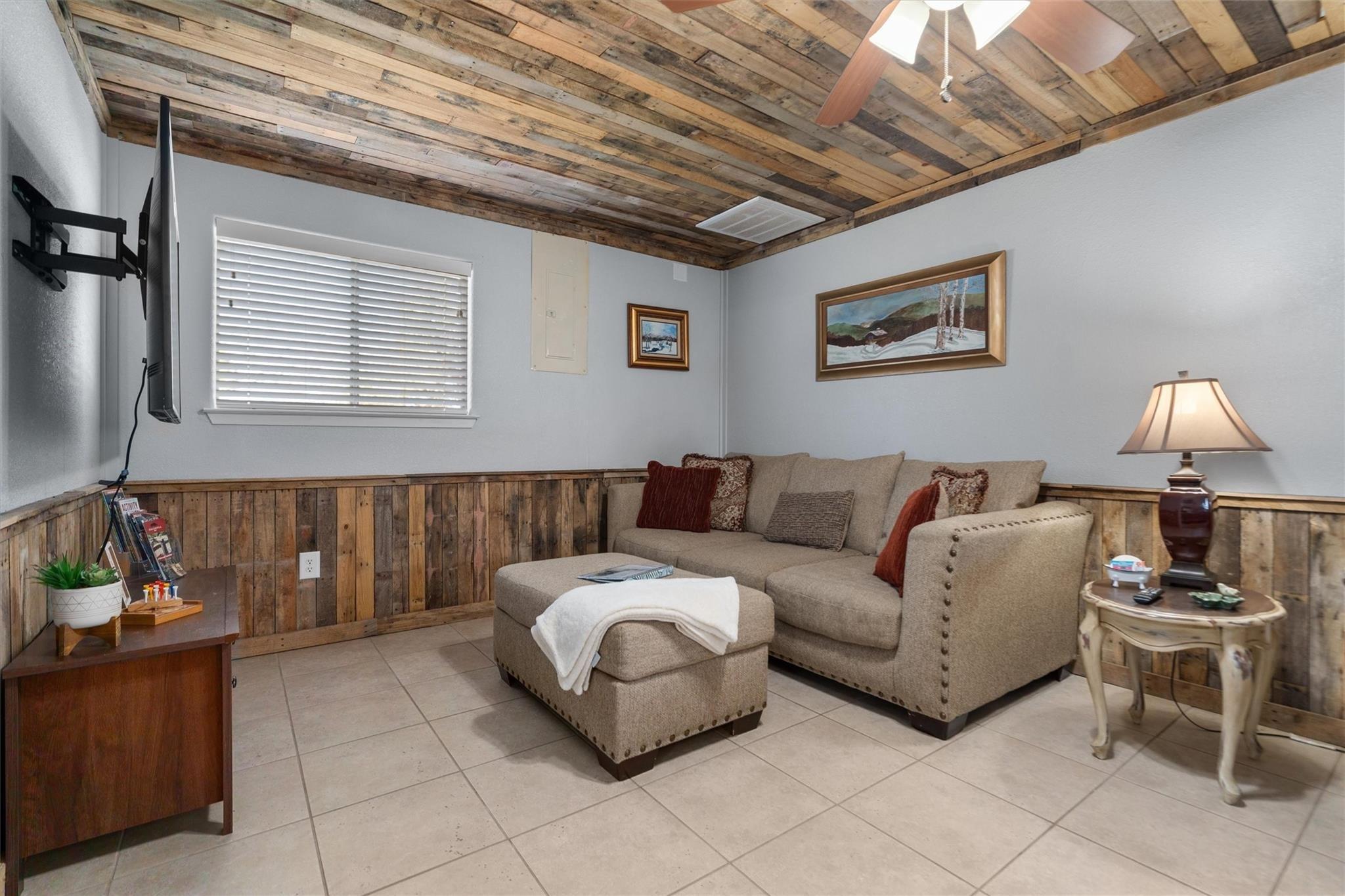 County Road 1140, Tyler, TX 75709