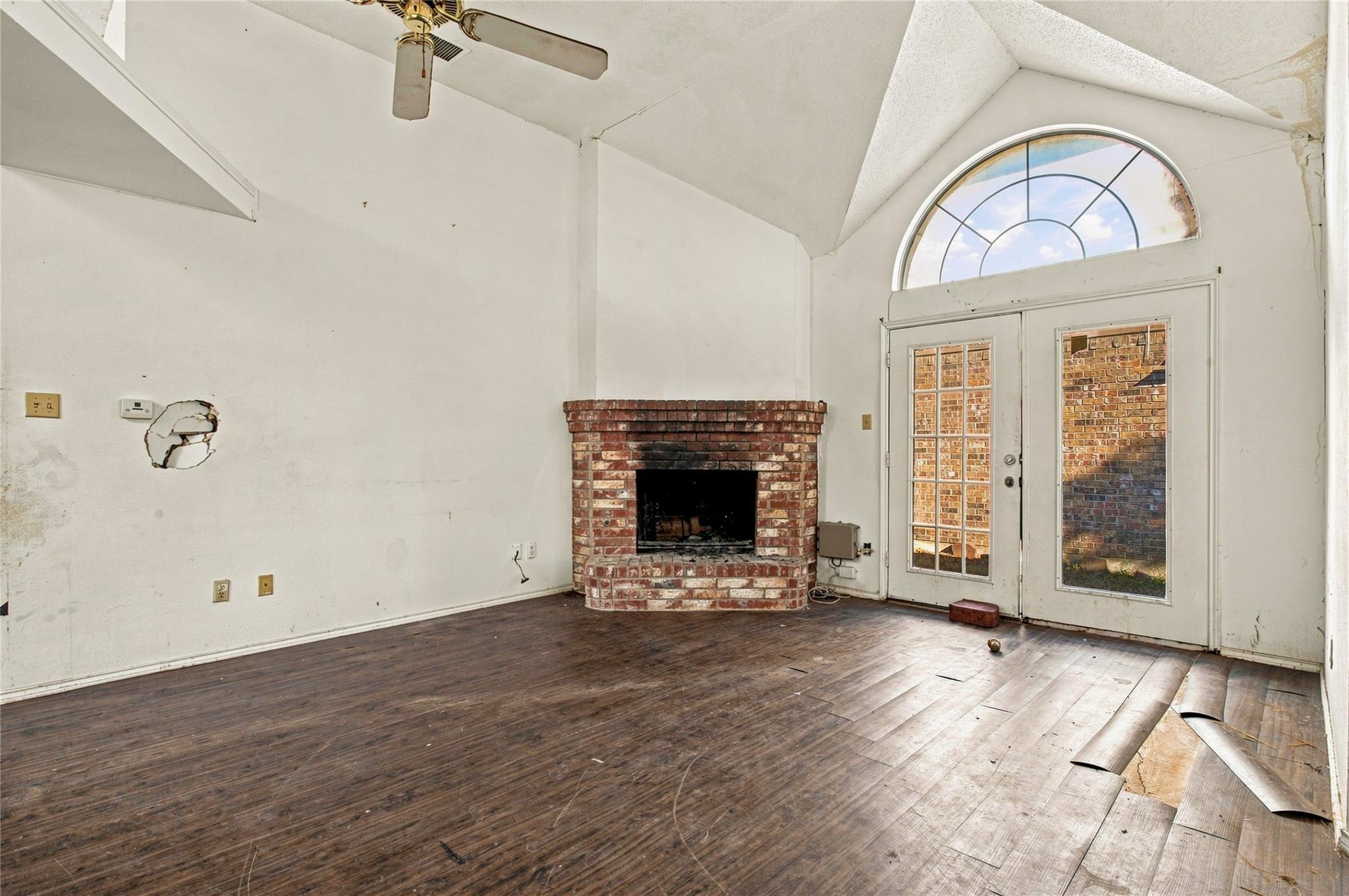 White Oak Dr, Rowlett, TX 75089
