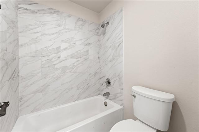 Pino, Grand Prairie, TX 75054