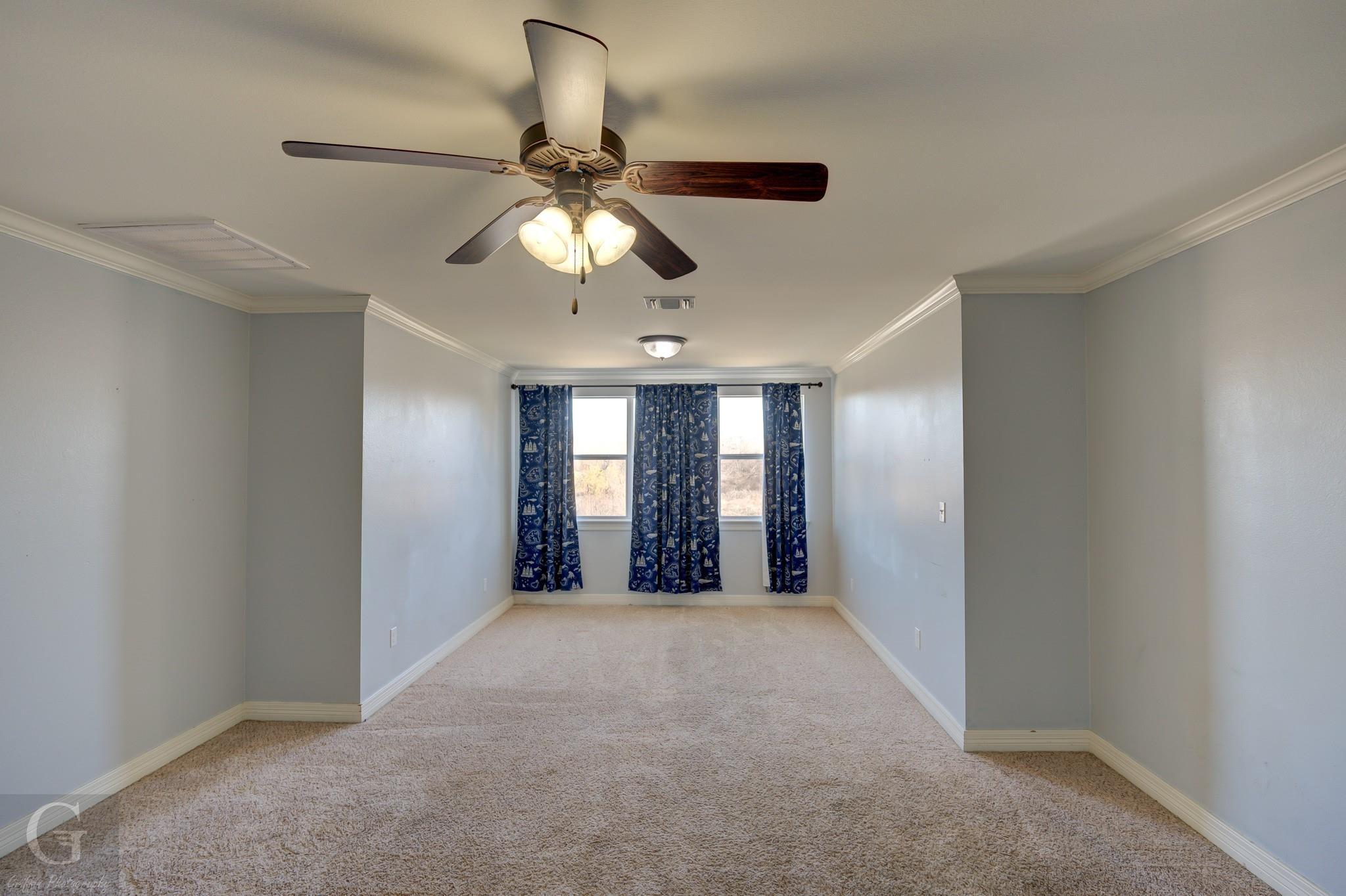 Avondale Ln, Bossier City, LA 71112