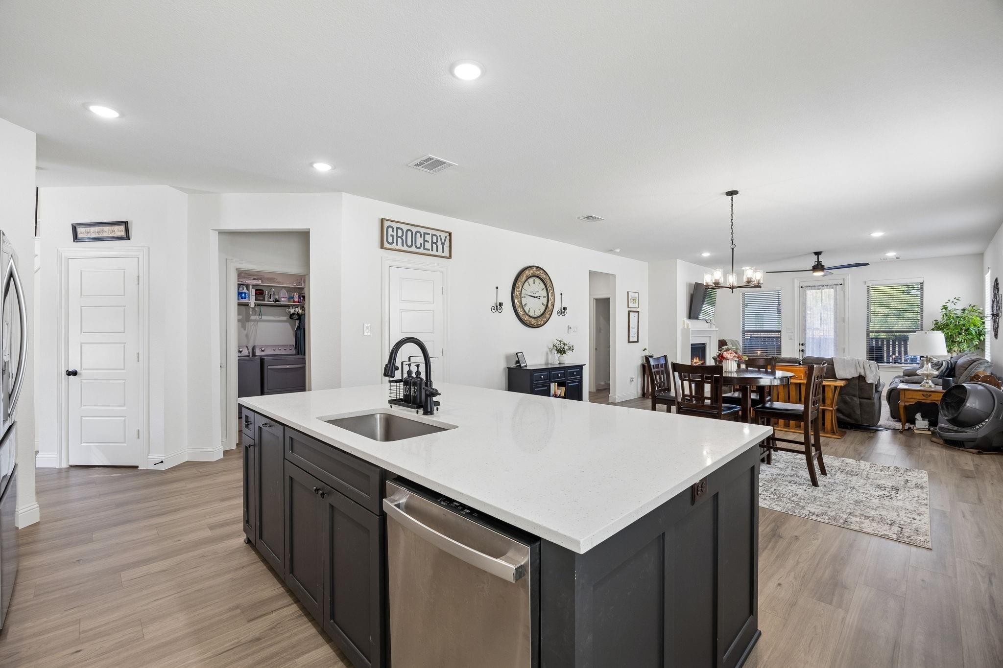 Lakeside Dr, Fort Worth, TX 76179